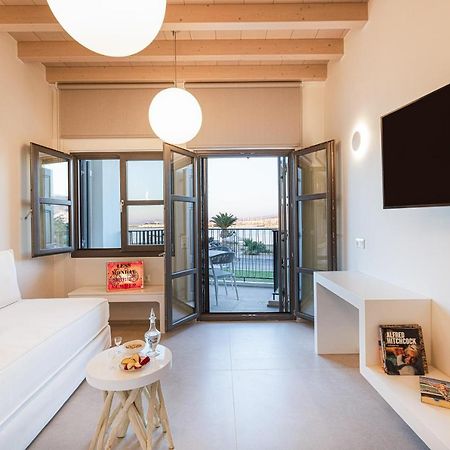 V77 Seafront Suites Rethymnon Exterior foto