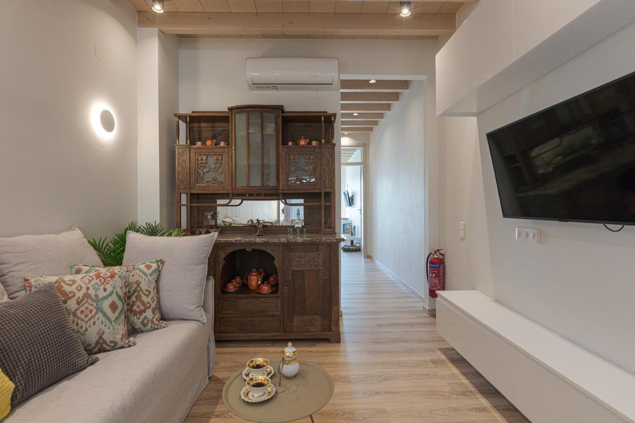 V77 Seafront Suites Rethymnon Exterior foto