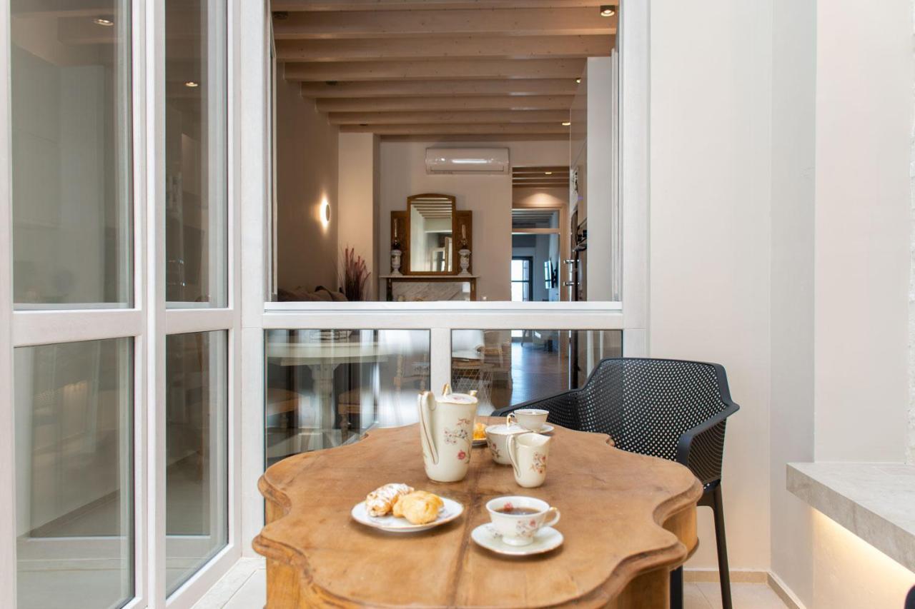 V77 Seafront Suites Rethymnon Exterior foto