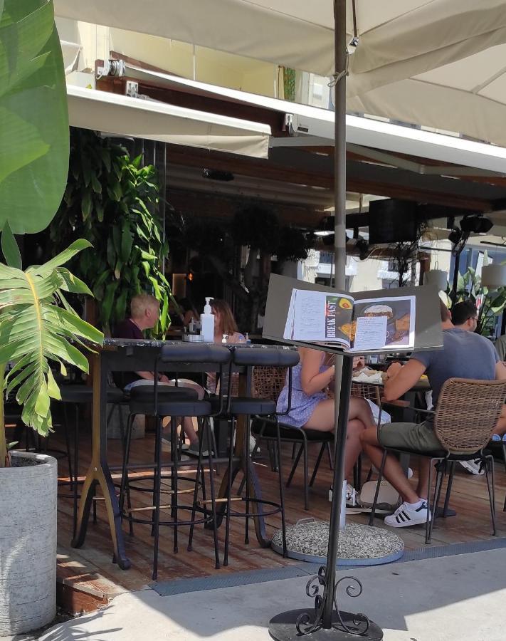 V77 Seafront Suites Rethymnon Cameră foto